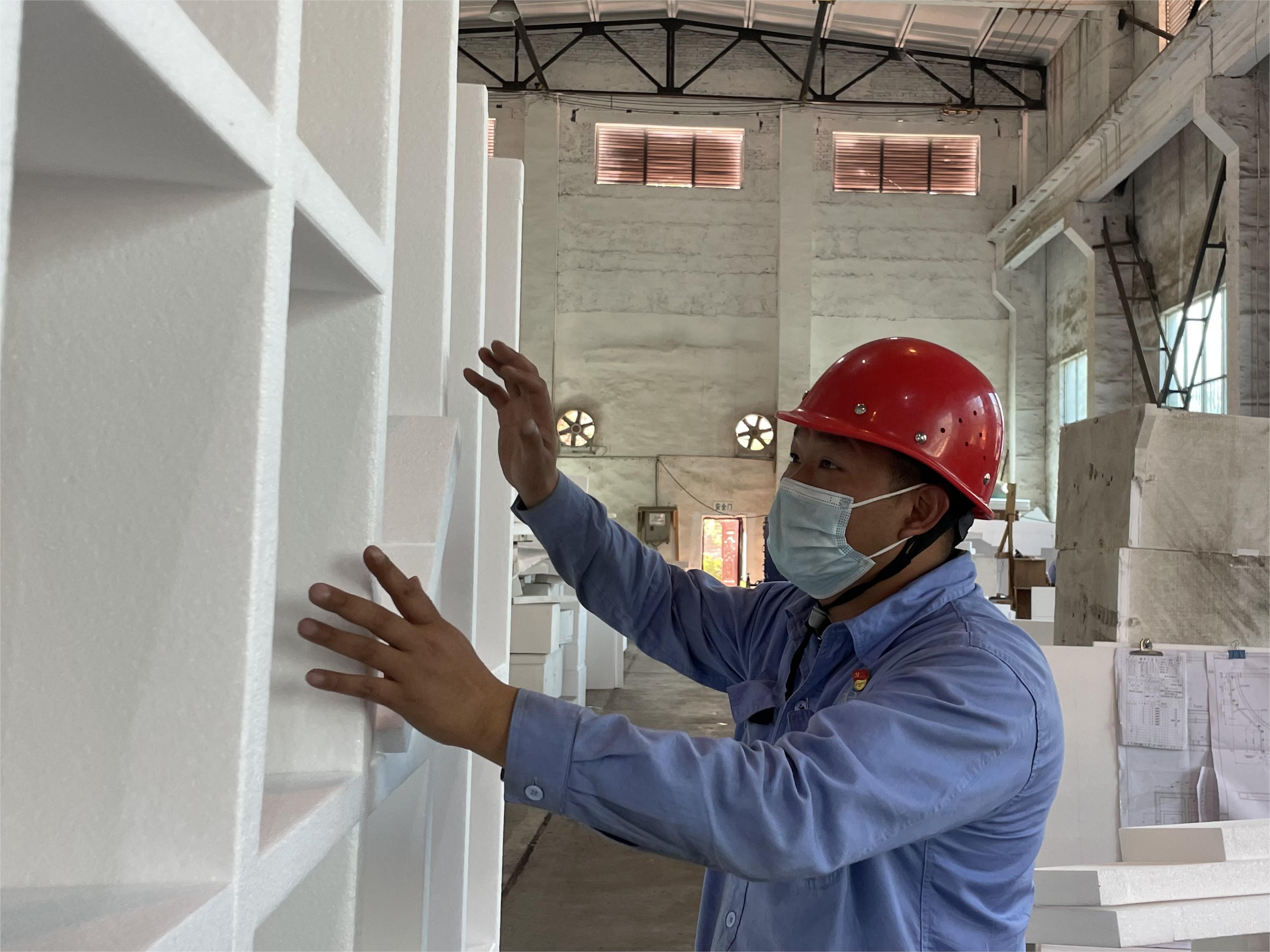 【身边模范】雷建伟：扎根一线深耕作，，，，力行匠人“模”出彩